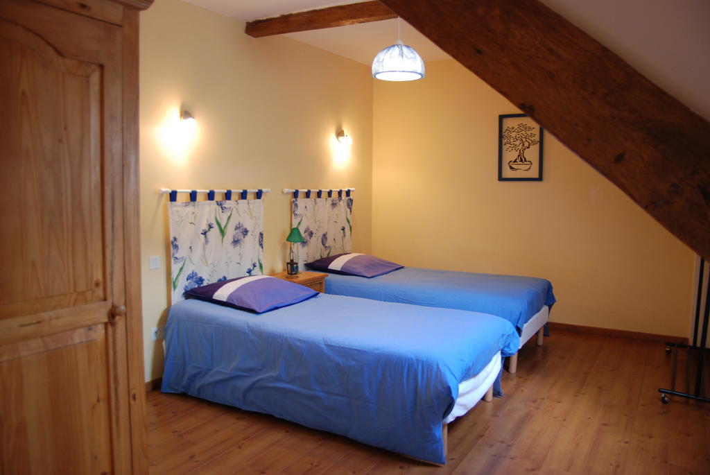 La Ferme Du Chauchix Hotel Lamballe Room photo