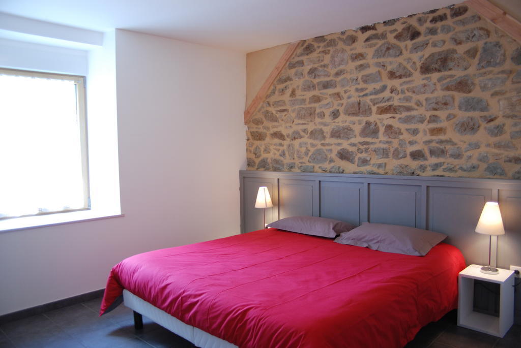 La Ferme Du Chauchix Hotel Lamballe Room photo